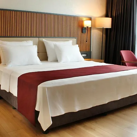 Ramada Plaza By Wyndham 5*