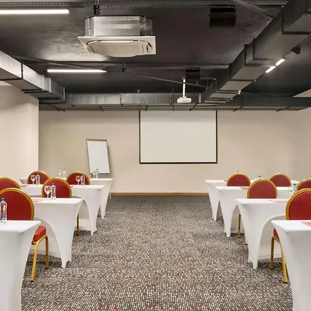 Hotel Ramada Plaza By Wyndham
